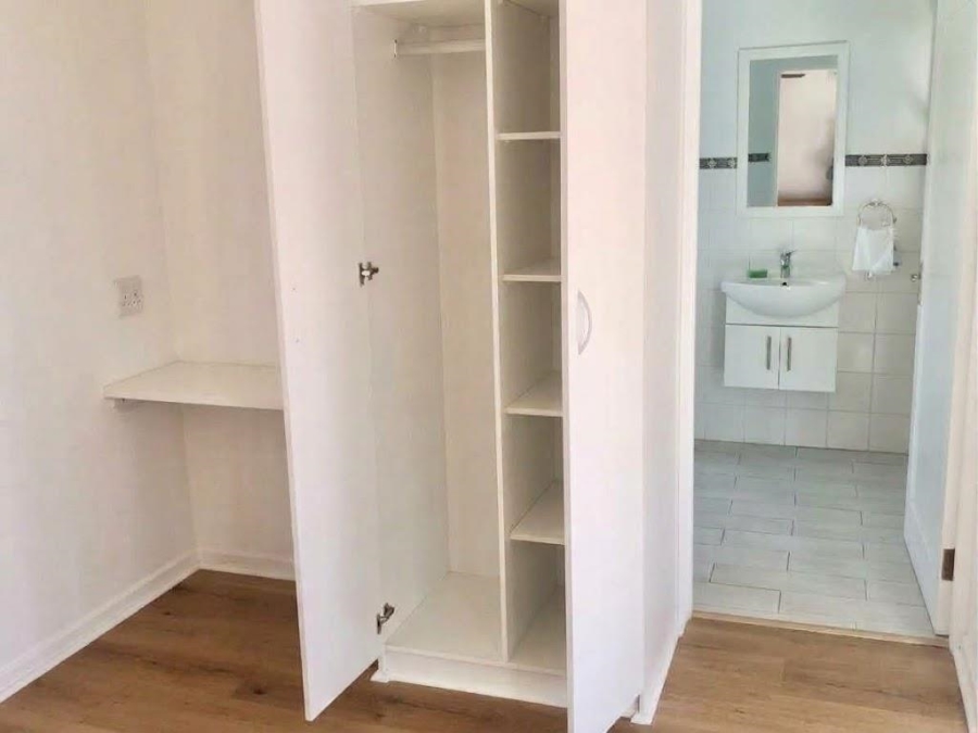 3 Bedroom Property for Sale in Westcliff Western Cape